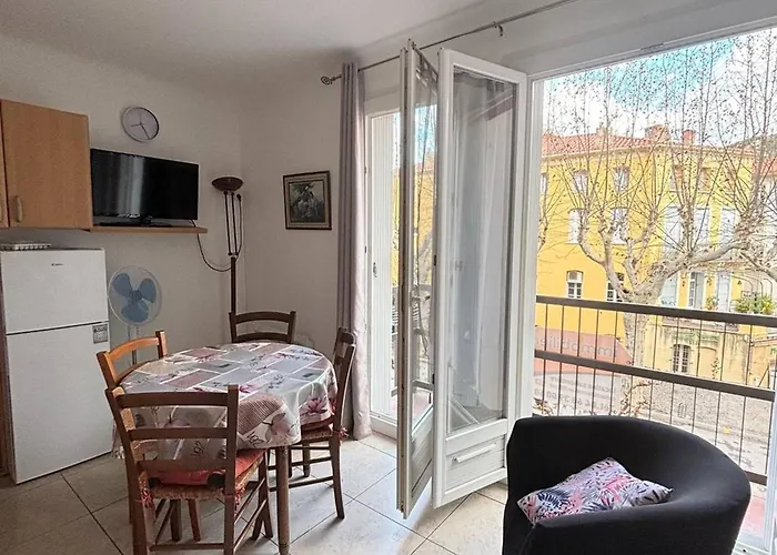 Lägenhet Confortable Avec Wifi, Parking, Proche Thermes Et Centre D'amelie-les-bains - Fr-1-703-62 *